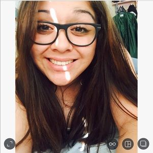 Meet your Posher, Breanne